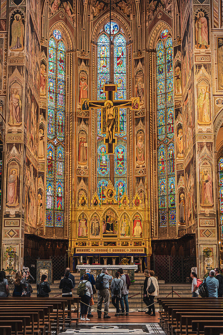 Altar, Santa Croce from inside, Franciscan Church, Florence, Tuscany, Italy, Europe