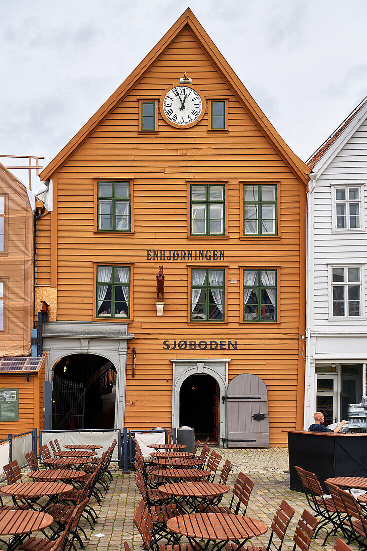 Meeresfrüchte-Restaurant Enhjørningen Fischrestaurant, Enhjørningsgården, Bergen, Norwegen