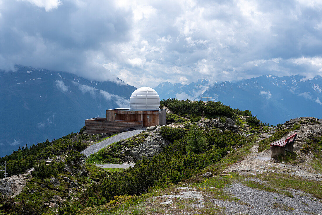 Sternwarte, Observatorium, Venet-Gipfel, Europäischer Fernwanderweg E5, Alpenüberquerung, Zams, Tirol, Österreich