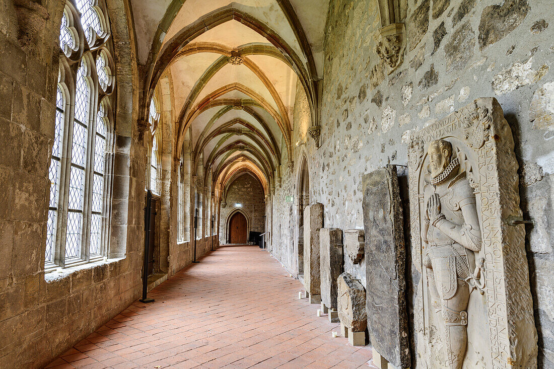 Kreuzgang im Zisterzienserkloster Walkenried, Bad Sachsa, Harz, Nationalpark Harz, Niedersachsen, Deutschland