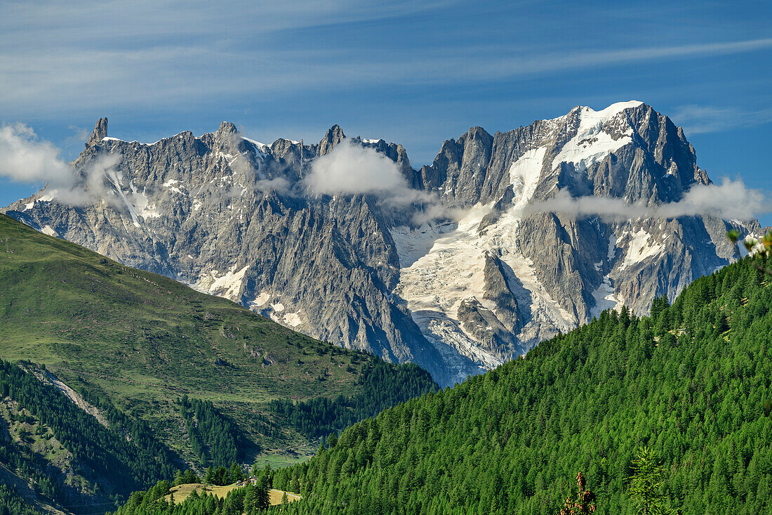 Dent du Geant und Grandes Jorasses, an den Rutorfällen, Rutorgruppe, Grajische Alpen, Aosta, Italien