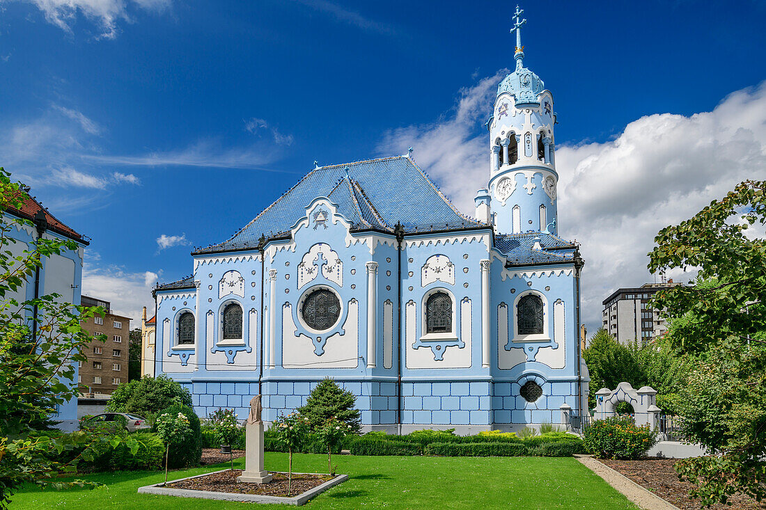St.-Elisabeth-Kirche, Kostol svätej Alžbety, Blaue Kirche, Bratislava, Slowakei
