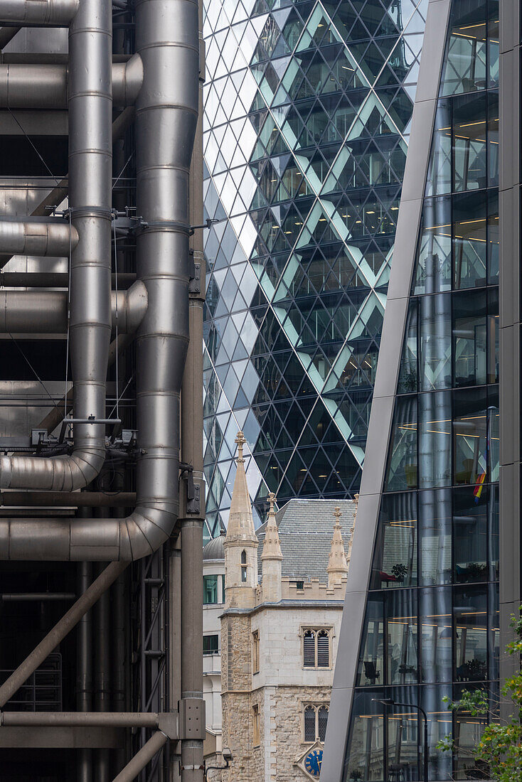 Lloyd's of London, The Gherkin, 30 St Mary Axe, City of London, Financial Centre, London, UK