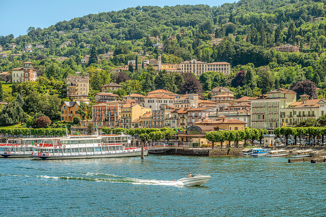Seepromenade von Stresa am Lago Maggiore, Piemont, Italien 