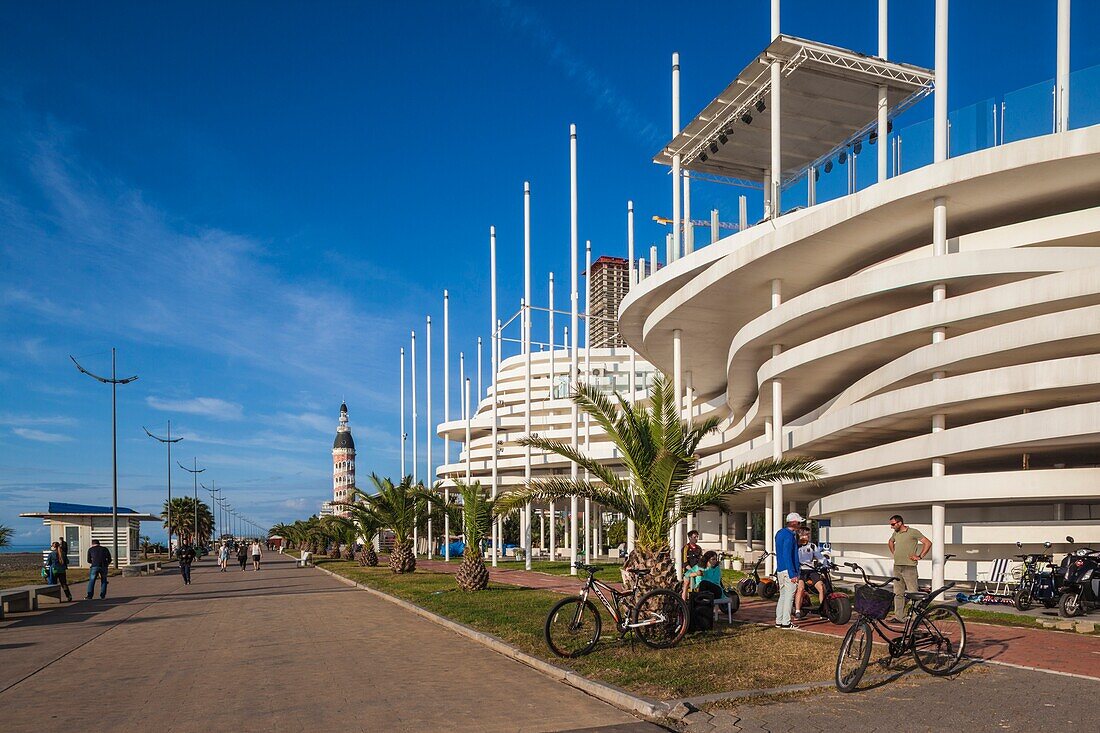 Georgien, Batumi, Batumi Boulevard, Strandpromenade, Architektur.