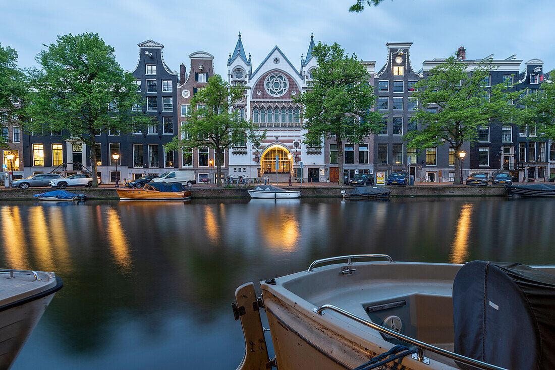 Traditional Amsterdam apartment buildings, Keizersgracht, dawn, Amsterdam, North Holland, Netherlands