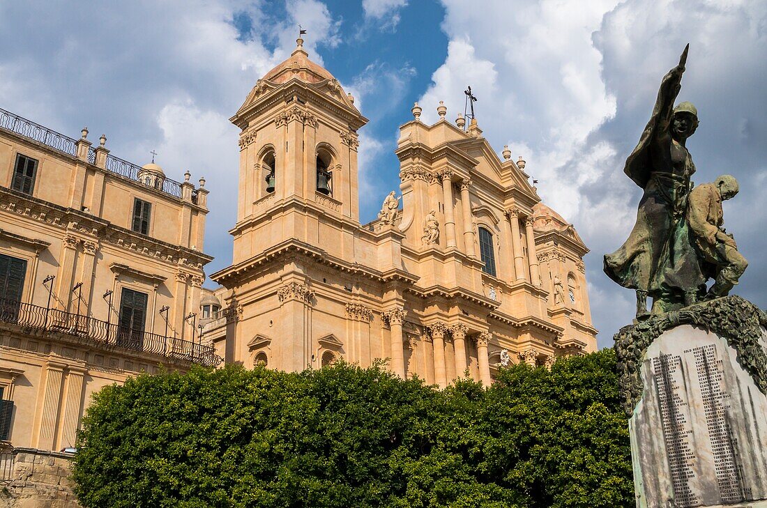 Cathedral and Monument of the First World War,Noto,Siracusa,Sicily,Italy.