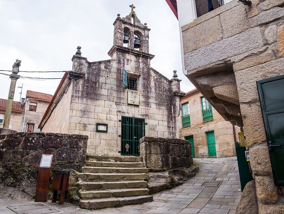 Iglesia de Combarro. Pontevedra. Galicia. Espana.