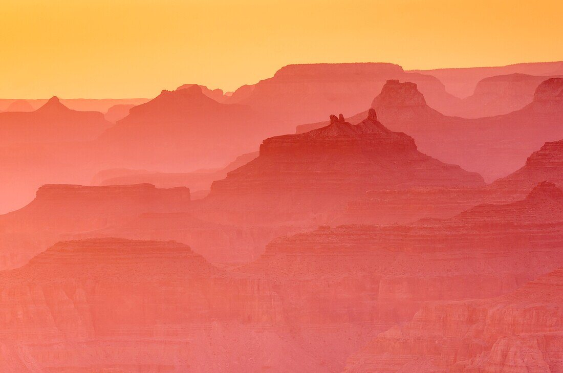 Abendlicht über dem Grand Canyon, Grand Canyon National Park, Arizona USA.