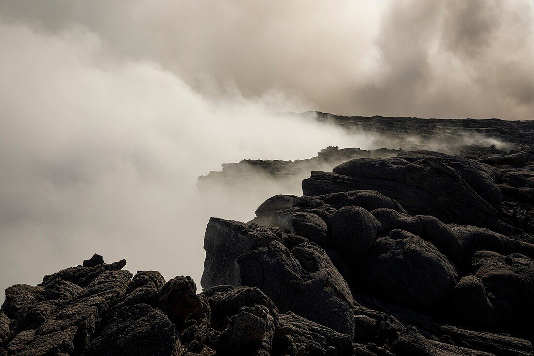 Erstarrte Lava aus dem Vulkan Erta Ale in der Wüste Danakil Depression in Äthiopien. Afrika.