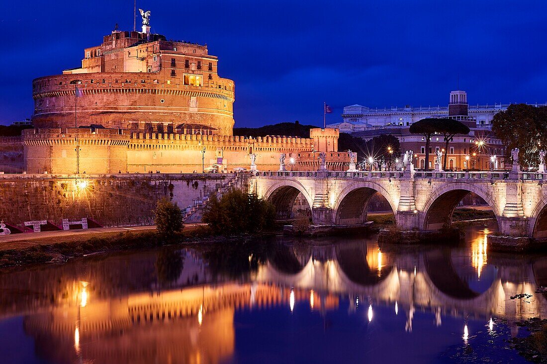 Castel Sant angelo and Bernini's statues on the Sant Angelo bridge.