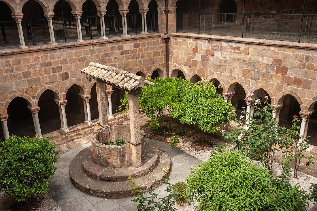 Cloister of the cathedral Saint-Leonce,Frejus,Var,Provence-Alpes-Cote d`Azur,France,Europe.