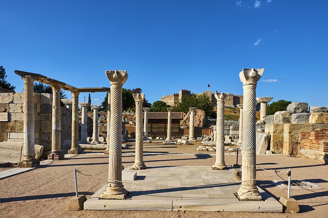 Türkei, Provinz Izmir, Stadt Selcuk, archäologische Stätte von Ephesus, Schloss und Basilika Saint John.