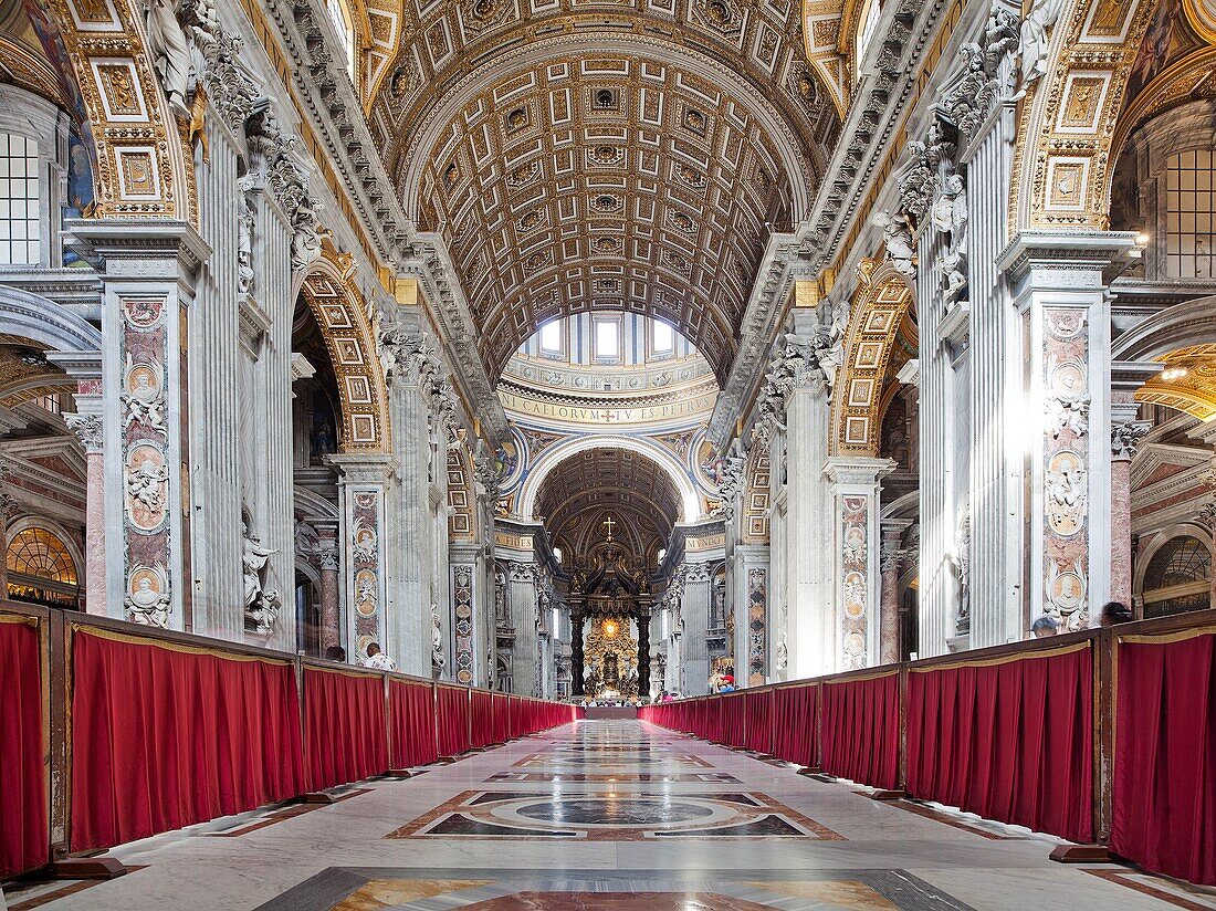 St. Peter's Basilica, Vatican City, UNESCO World Heritage Site, Rome, Lazio, Italy, Europe