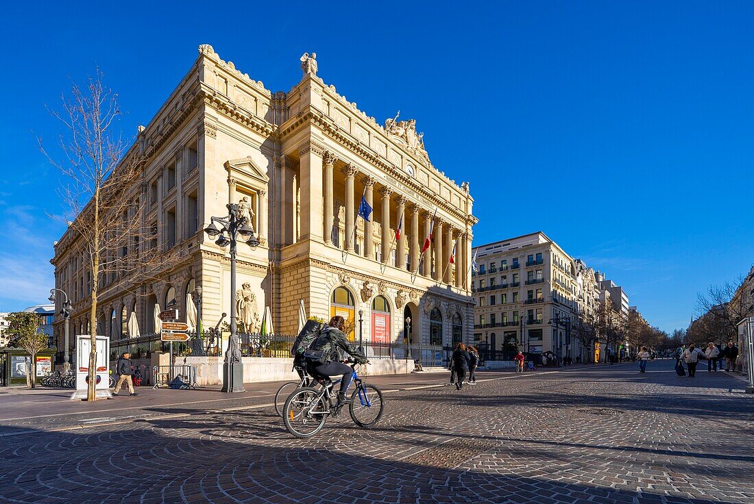 Palais de la Bourse (Stock Exchange Palace), Marseille, Provence-Alpes-Cote d'Azur, France, Mediterranean, Europe