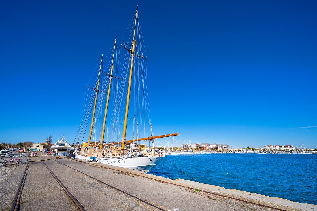 Port-Saint-Louis-du-Rhone, Bouches-du-Rhone, Provence-Alpes-Cote d'Azur, France, Mediterranean, Europe