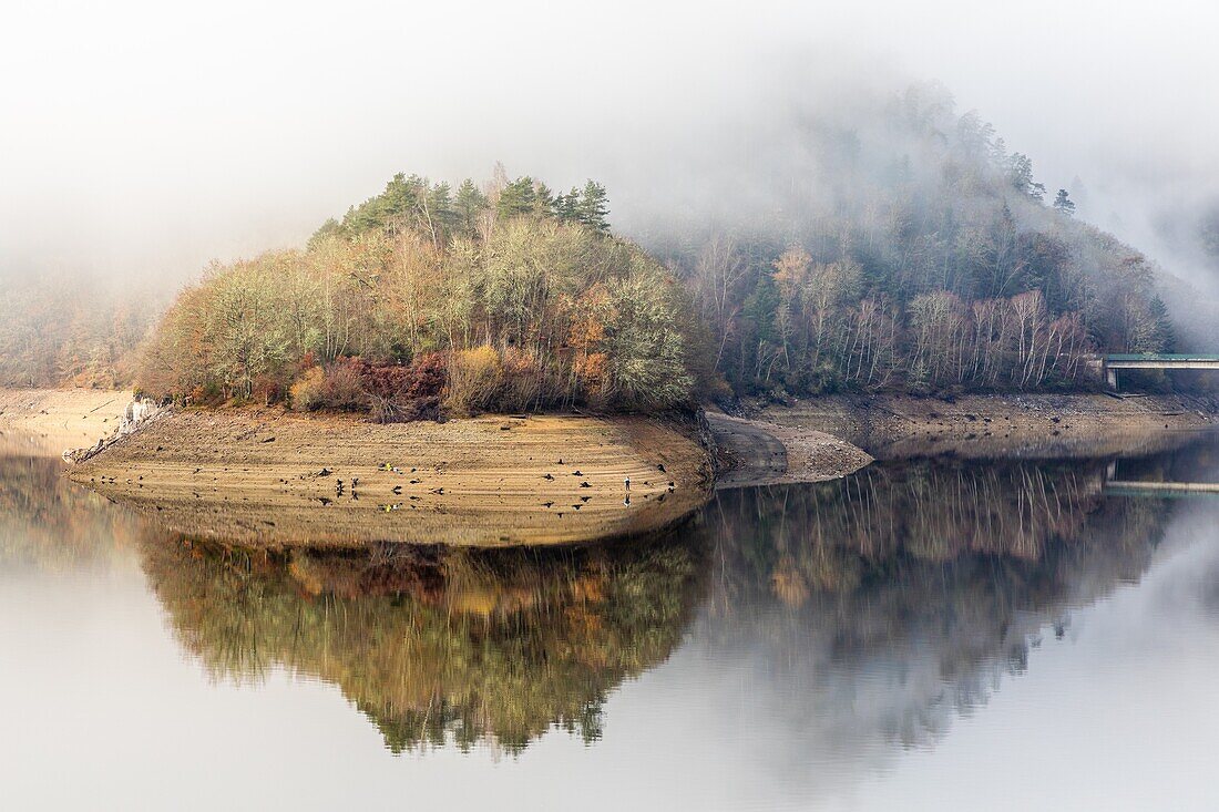 Fades Besserves Stausee, Les Ancizes Comps, Puy De Dome, Auvergne