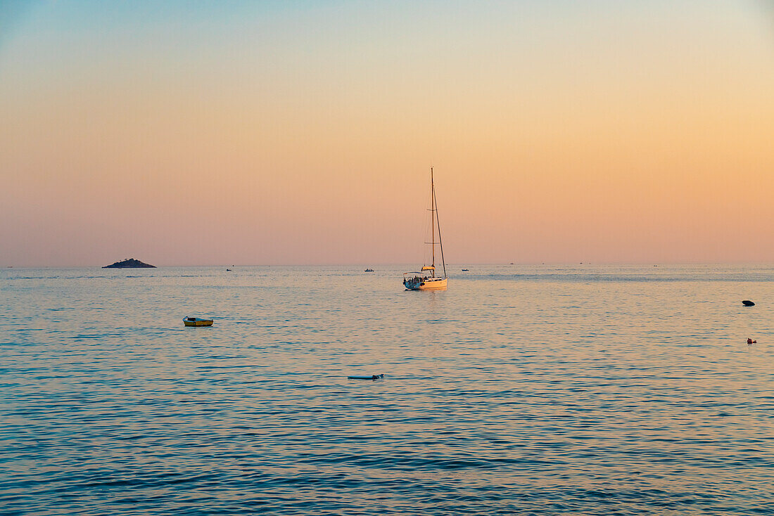 Croatia, Istria, Rovinj, Sea at sunset