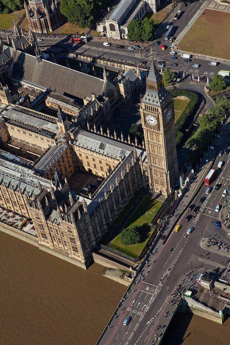 UK, London, Aerial view of Palace of Westminster