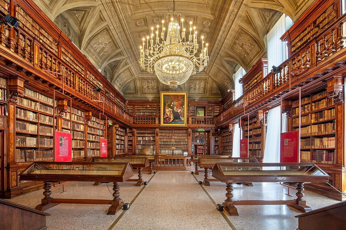 The Braidense Library, Milano (Milan), Lombardia (Lombardy), Italy, Europe