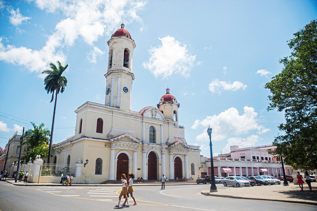Catedral de la Purisima Concepcion, Plaza de Armas, Cienfuegos, UNESCO-Weltkulturerbe, Kuba, Karibik, Mittelamerika