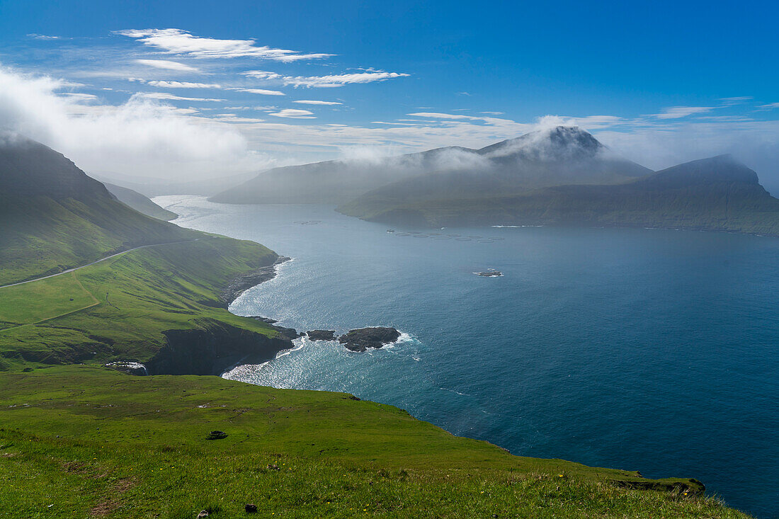 Sorvagsfjördur, Insel Vagar, Färöer, Dänemark, Europa