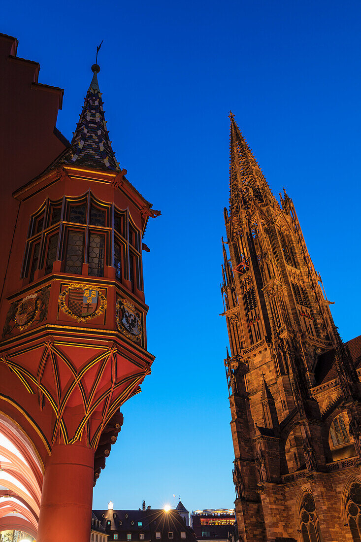 Kaufhaus Hall and Cathedral on Munsterplatz Square, Freiburg, Black Forest, Baden-Wurttemberg, Germany, Europe