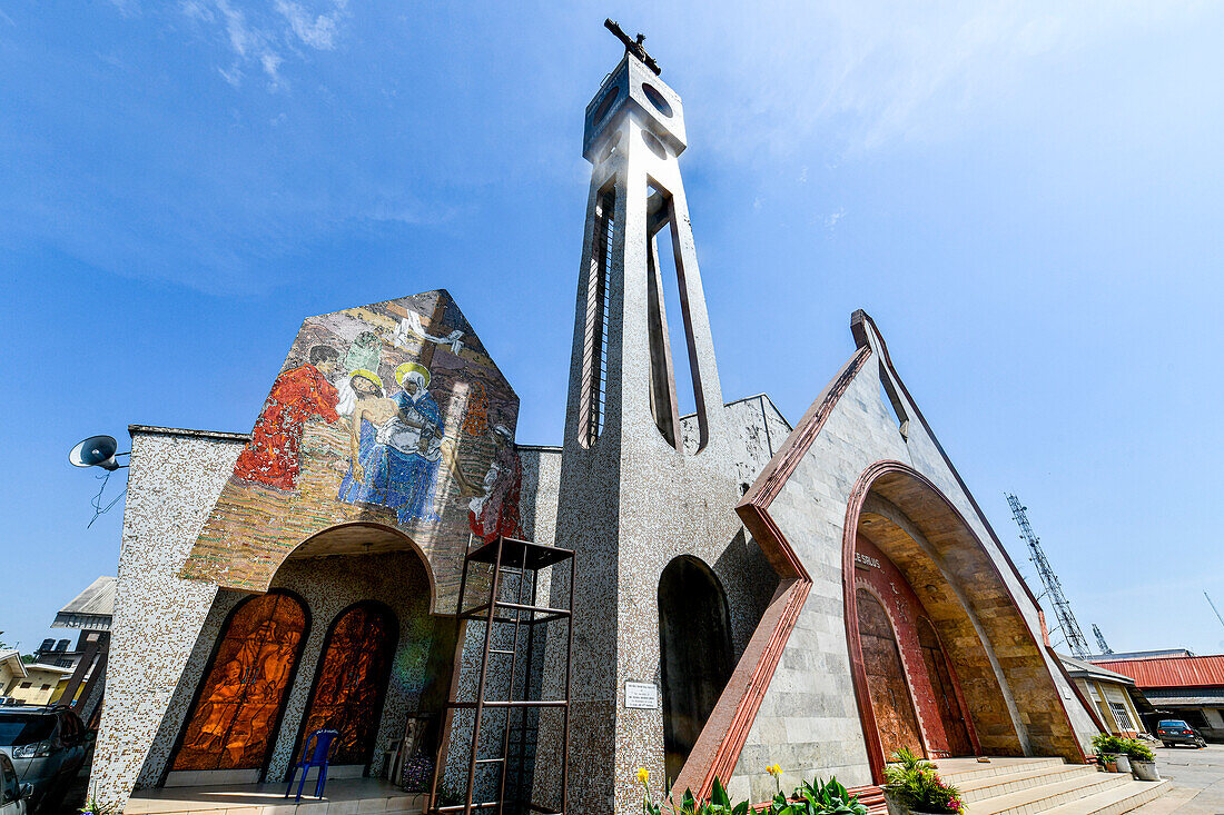 Holy Cross Cathedral, Benin City, Nigeria, West Africa, Africa