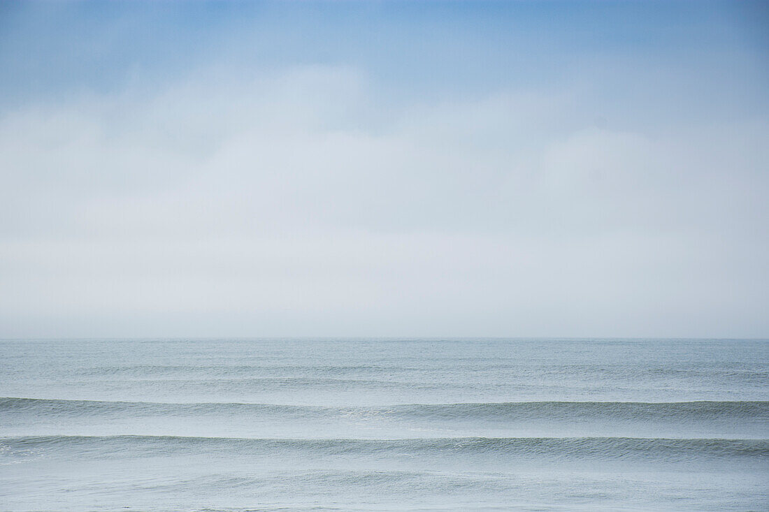 Usa, Massachusetts, Nantucket, View of Atlantic Ocean at cloudy day