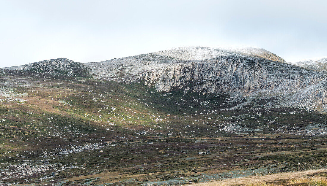 Australia, New South Wales, Mountain landscape at Charlotte Pass in Kosciuszko National Park