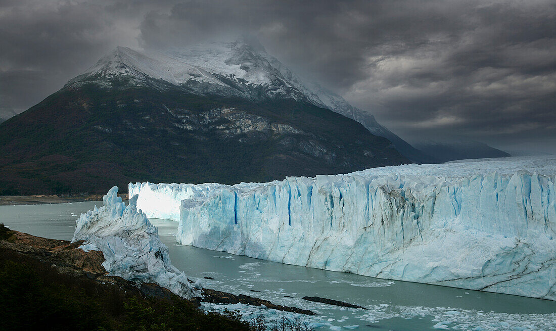 South America. Argentina.  Patagonia. Santa Cruz Province. Andes Mountains. Lake Argentino. Glacier Perito Moreno