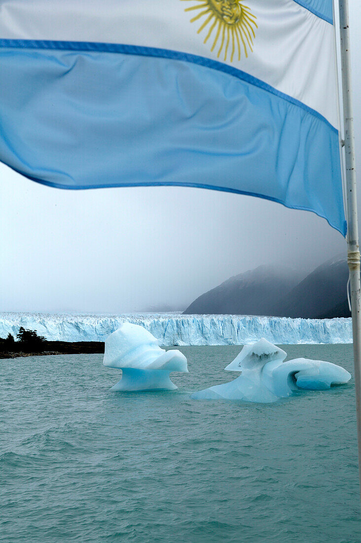 South America. Argentina.  Santa Cruz Province. Patagonia.  Glaciers National Park (Parque Nacional de los Glaciars) Andes Mountains. Lake Argentino. Glacier Perito Moreno.