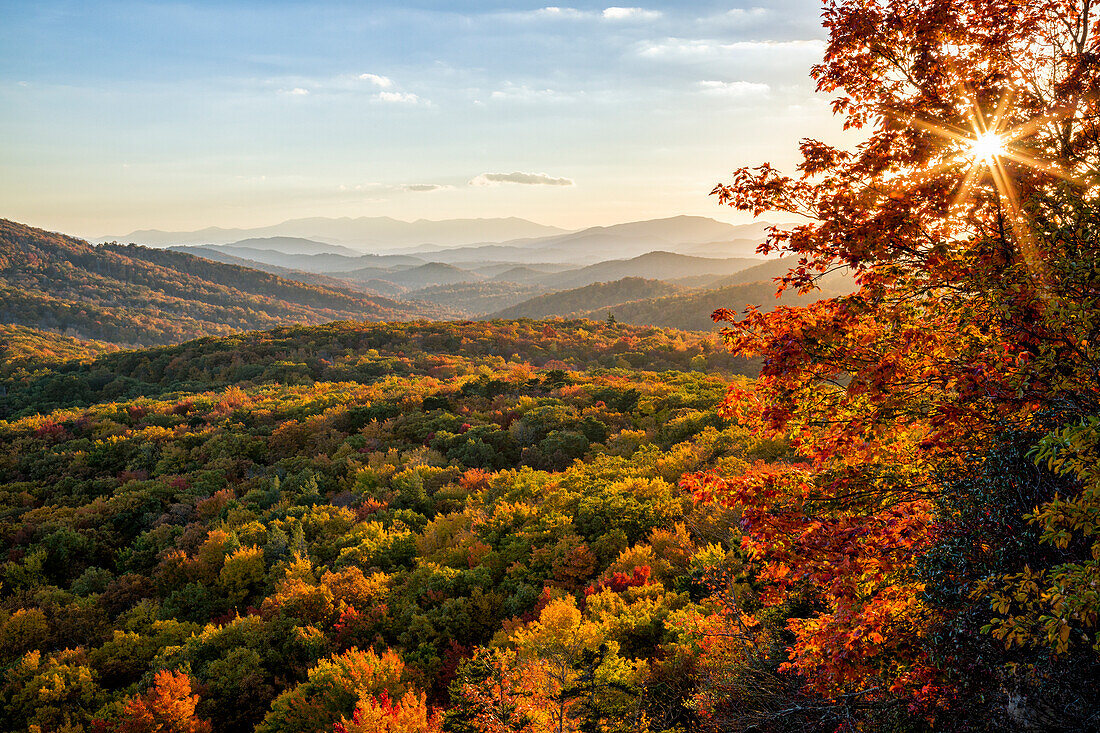 USA, North Carolina, Blue Ridge Parkway. Autumn sunset from Beacon Heights