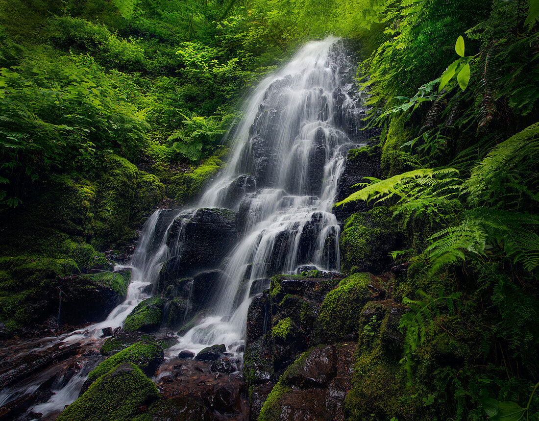 Fairy Falls long exposure in Colombia river Gorge, Oregon