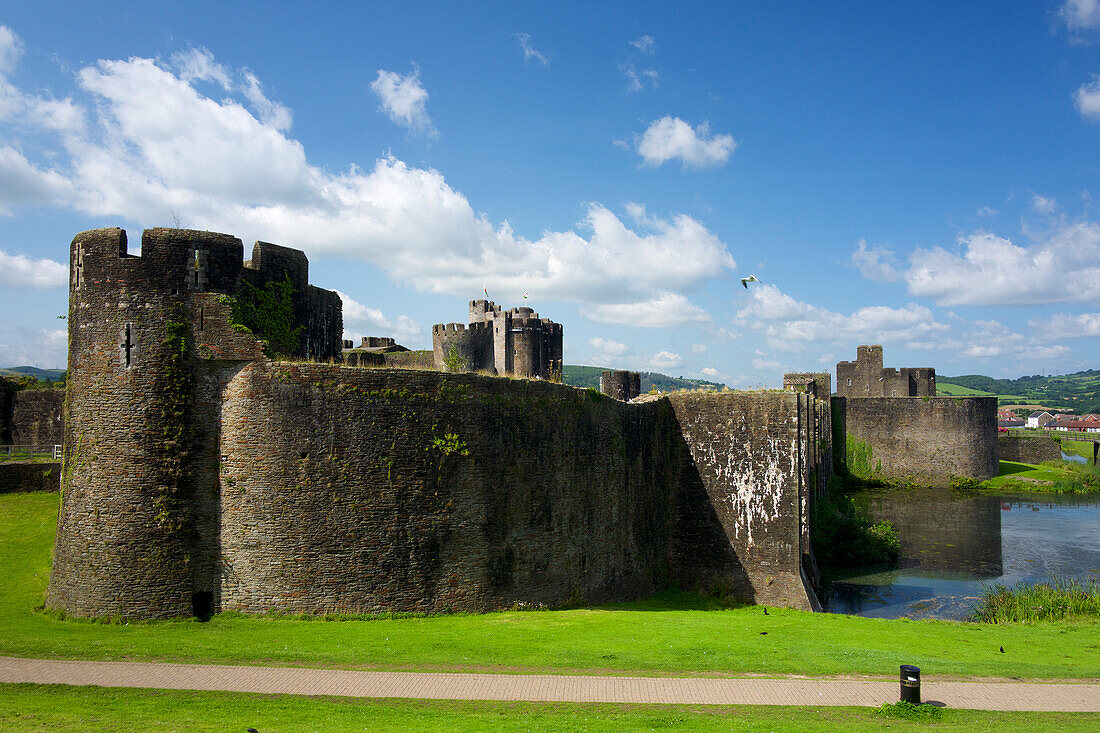 Caerphilly Castle, Caerphilly, Glamorgan, Wales, Vereinigtes Königreich, Europa