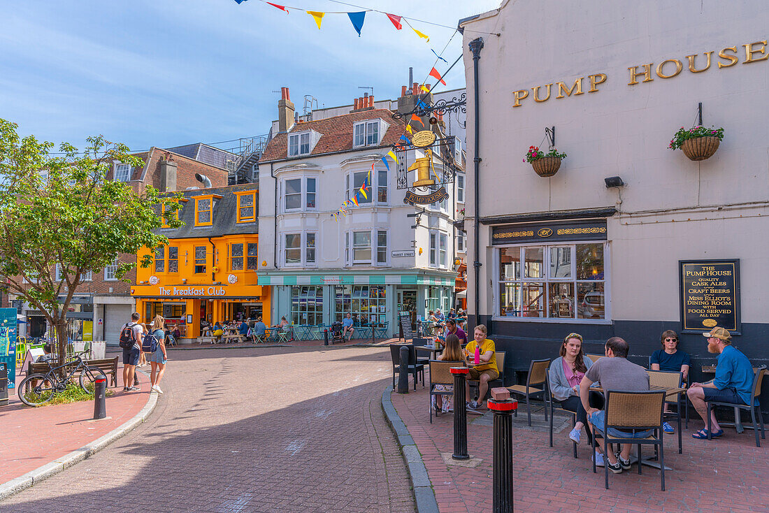 View of restaurants and bars in colourful Brighton Place, Brighton, Sussex, England, United Kingdom, Europe