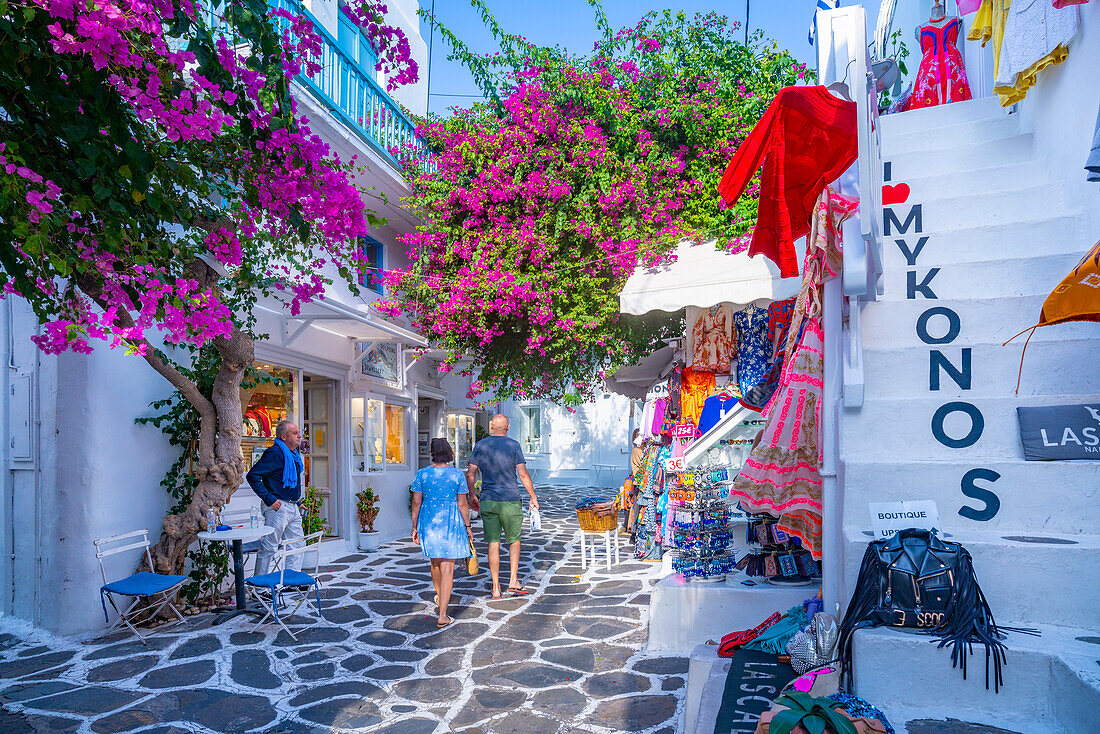 View of whitewashed narrow street with shops and cafes, Mykonos Town, Mykonos, Cyclades Islands, Greek Islands, Aegean Sea, Greece, Europe