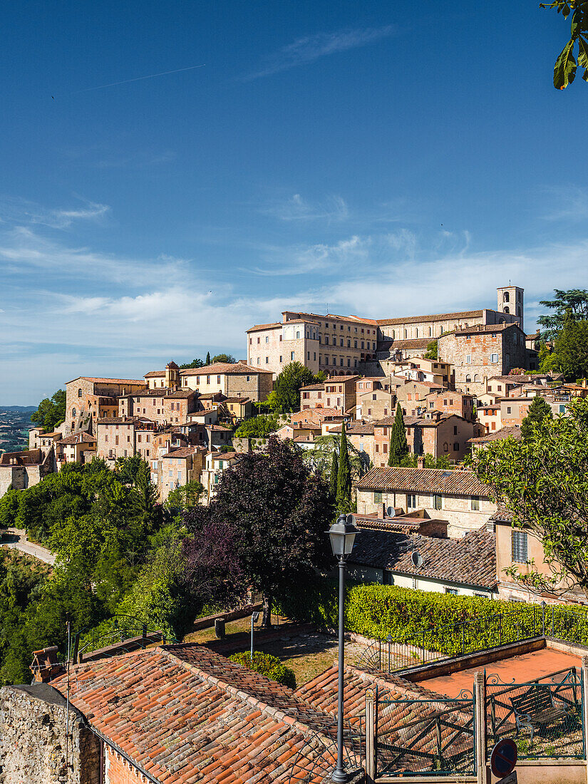 Cityscape view of Todi's old town, Todi, Umbria, Italy, Europe