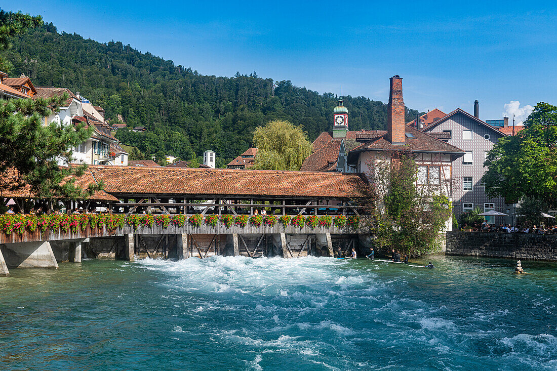 Untere Schleuse Brücke über die Aare, Thun, Kanton Bern, Schweiz, Europa