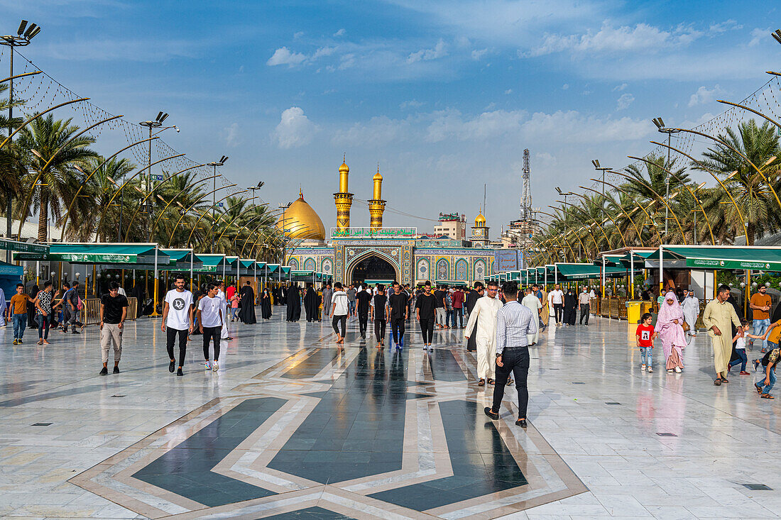 Imam Hussein Holy Shrine, Kerbala, Iraq, Middle East