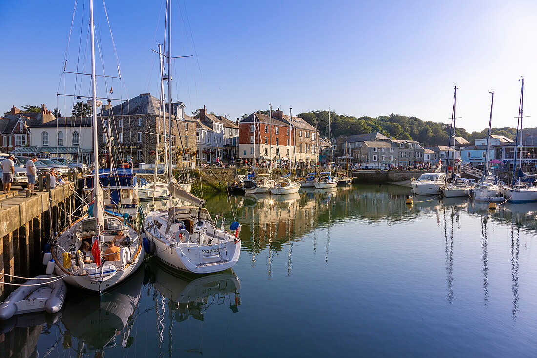 Boats and Harbour, Padstow, Cornwall, England, United Kingdom, Europe