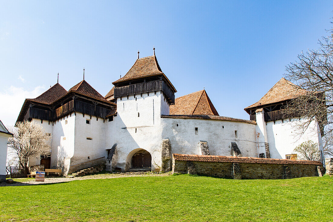 Wehrkirche und Festung Viscri, UNESCO-Weltkulturerbe, Siebenbürgen, Rumänien, Europa