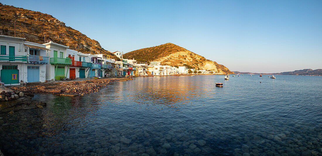 Malerisches buntes Dorf Klima, Insel Milos, Kykladen, griechische Inseln, Griechenland, Europa