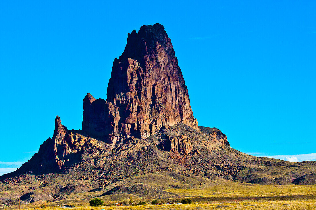 USA, Arizona, Kayenta, Agathla Peak