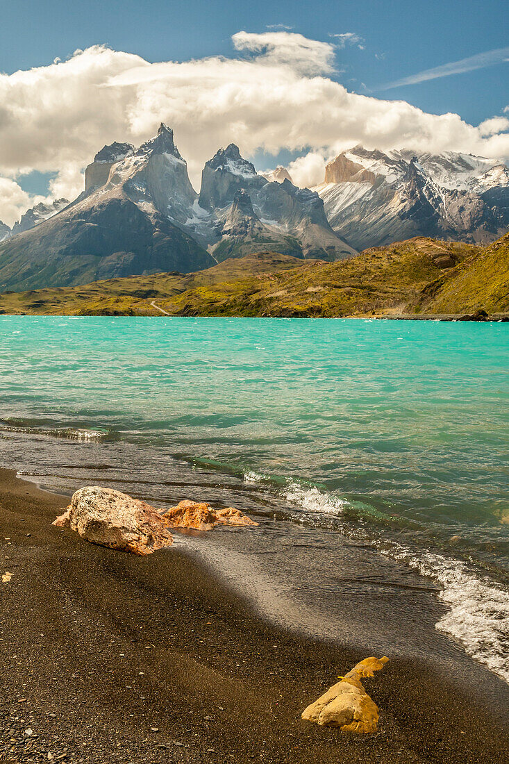 South America, Chile, Patagonia. Lake Pehoe and The Horns mountains.