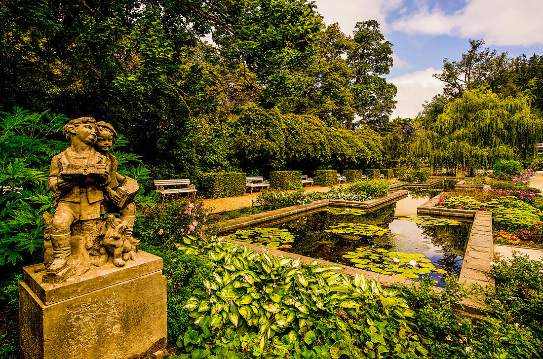 Seerosenteich im Kurpark, Bad Elster, Vogtland, Sachsen, Deutschland