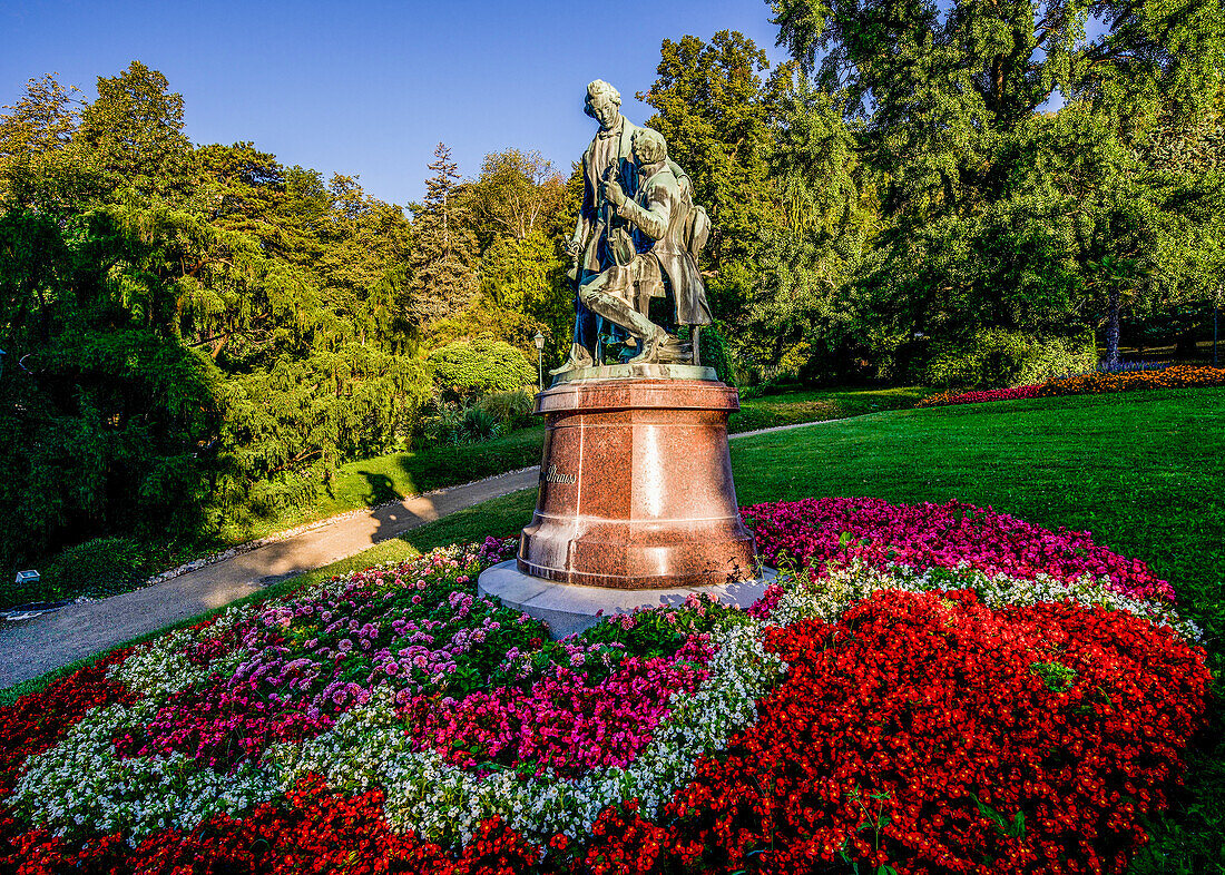Lanner Strauss Monument in the morning light, spa gardens of Baden near Vienna, Lower Austria, Austria