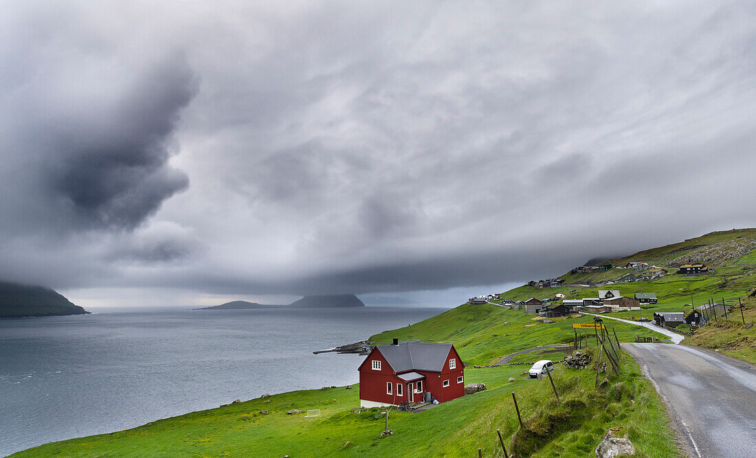 Dorf Velbastadur (Velbastathur). Dänemark, Färöer