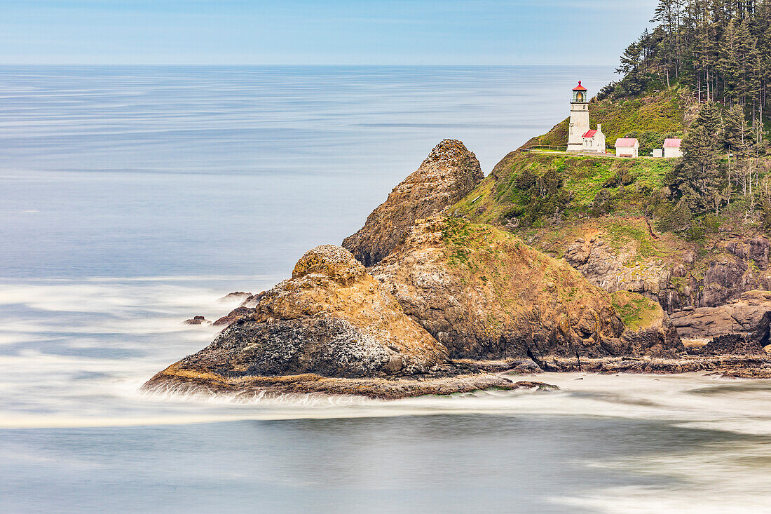 Heceta Head, Oregon, USA. Heceta Head Lighthouse an der Küste von Oregon.