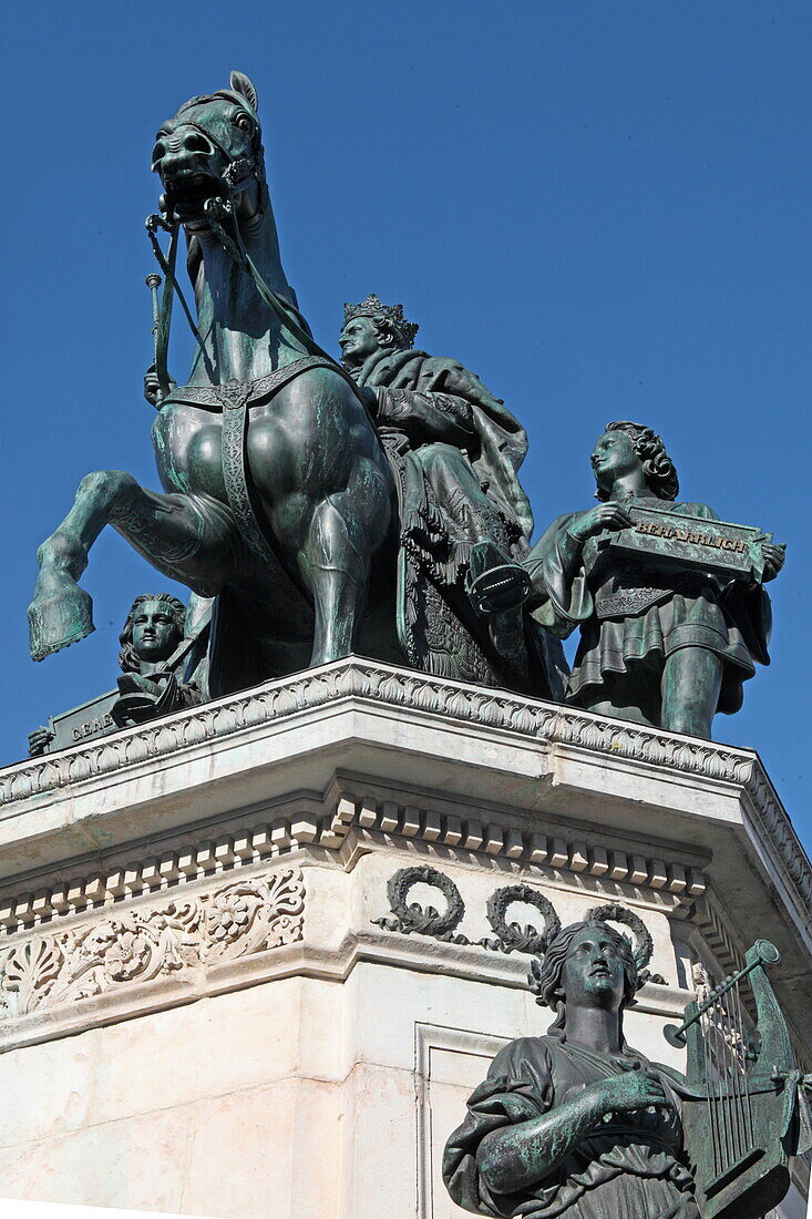 Reiterstandbild für Ludwig I. auf dem Odeonsplatz, München, Oberbayern, Bayern, Deutschland